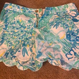 Lilly Pulitzer size 6 shorts